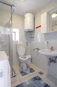 Casa di noci con piscina - Image 2