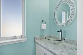 Sunride Shores Beach House - Image 3