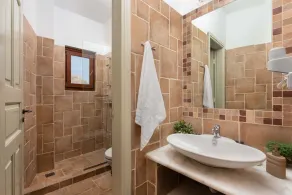 Luxury 3 Bedroomed Traditional House In Lindos Village, Rhodes - Image 3