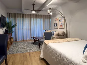 Studio propre et moderne en face de la plage - Image 5