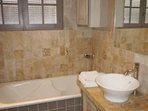 Charming residence in Grimaud - Image 2