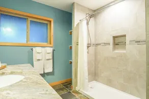 Mt. Baker Lodge | Hot Tub, Game Room + Pool - Image 5