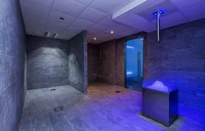 Wifi, ski-in/ski-out & foot of the slopes, swimming pool, terrace, balcony, tv, ski locker, 62m² - Image 2