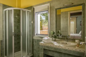 Villa Chloe - Image 2