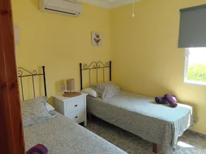 Villa en Calan Porter con piscina privada, aire acondicionado, internet, billar - Image 5
