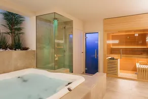 Villa Castelletto - Six Bedroom Villa, Sleeps 14 - Image 2