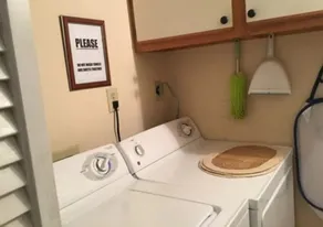Ground floor Condo - No need for elevators - Steps away to the beach and pool. - Image 3