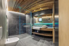 Apartamento 'Köfele Lodge Rosa' com vista para a montanha, piscina partilhada e acesso Wi-Fi - Image 2