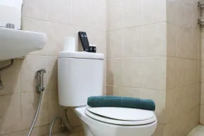 Cozy Living And Tidy 2Br Green Bay Pluit Apartment - Image 3