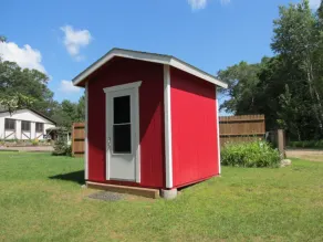 2 bedroom, 1 bath cabin with bunkhouse on fully recreational lake - Image 5