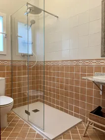 House - Image 2