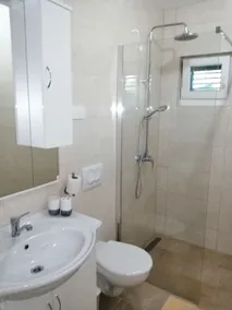 Apartamento de una habitación con una terraza Mudri Dolac, Hvar (A-5694-b) - Image 2