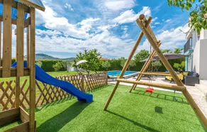 Beautiful Home In Gorica - Image 2