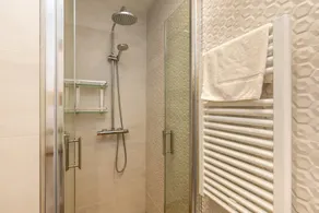 Appartement 'Costa Arenal' avec piscine partagée, Wi-Fi et climatisation - Image 5