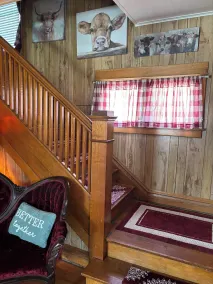 Vintage Farmhouse with Parking right in the City! Family Friendly, Fenced Yard. - Image 3