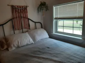 Quiet country cabin just 30 minutes from Austin Airport - Image 5