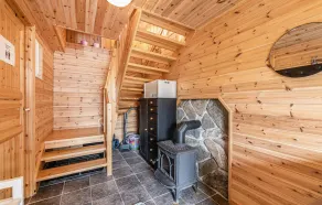 4 Bedroom Cozy Home In Kvamsøy - Image 2