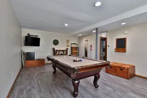 West Park Chalet - Large Vermont Ski Home - Great for Groups! Hot tub, games, ski rental ticket deals! - Image 3