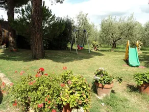 Rustik lejlighed i stuehus med pool nær Certaldo, San Gimignano - Image 2