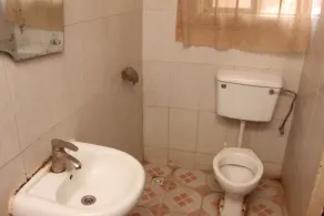 Sapphire Guest House - Image 4