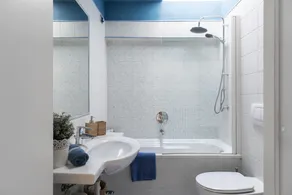 The Fascinating Cozy Home Barbagialla is an Apt. in the historic center of Como - Image 4