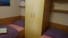 Apartment Nikola - seafront - Image 4