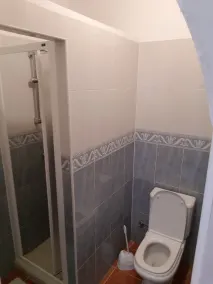 Ejendom med panoramaudsigt og privat pool - Image 3