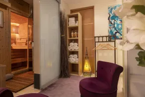 2 Br Terrace Apt in A Private House, 4 Guests, Room Service, Spa, Art - Image 4