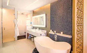 Modern Luxury Awaits: 3 Bedroom Oceanfront Condo at Garza Blanca - Image 2