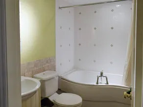 1 Bed in Richmond oc-93264 - Image 2