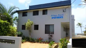 Bilinga Beach 4 - Absolute Beachfront - Image 3