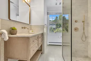 Charming Colonial in the Heart of Mystic: Walk to Downtown, Sleeps 8 - Image 5