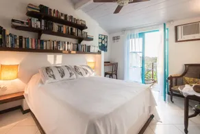 The perfect beach house, with a deck, barbecue, pool and ocean view. - Image 5
