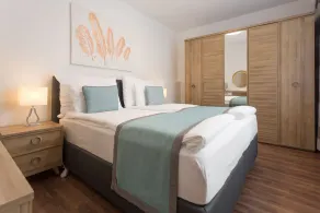 2 Bedroom Modern Quiet Suite with Spacious Terrace / close to Metro line #3of4 - Image 5