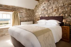 Shepherds Retreat - Self catering accommodation sleeping 4 guests in 2 bedrooms - Image 5