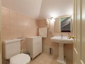 Villa in Selca With Pool Near Adriatic Sea - Image 4