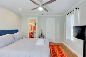 Spacious & Bright Cottage in Beautiful, Safe Midtown - 2 Miles from Beale Street - Image 5