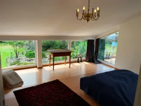 casa espaçosa e luxuosa, com piscina estilo lagoa, localizada no leste de Munique - Image 5