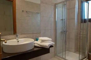 Bienvenue dans les appartements Casa Evanti au magnifique port de Sivota. - Image 5