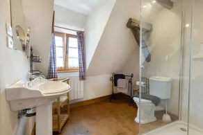 A cosy three-bedroom house, - Image 3