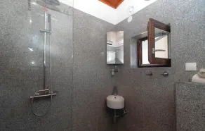 Impresionante casa en Prigradica - Image 2