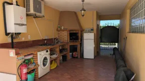 Villa moderna, grande e bella per 10 persone con piscina e giardino ad Azeitão. - Image 2