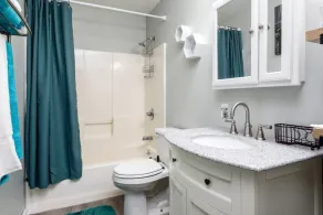 10 Seat Home theater. Office. Step-Free Entry. Seniors Welcomed. Pet Friendly! - Image 5