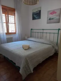 Exclusive villa with fireplaces and large garden near Rome and the lake - Image 4