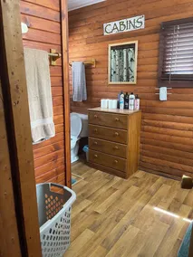 Cozy cabin on Island Lake - Image 2