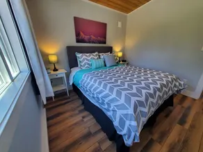 Meadow View Guest House, covered parking and only 10 minutes from ski hill - Image 5
