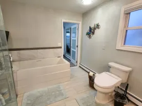 \"Charlie's on the North Channel\" Beautiful Home - Image 5