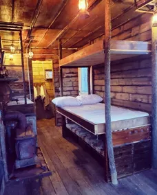Rustic Container Cabin on Beautiful Farm - Near Ark & Bourbon Trail - Image 4