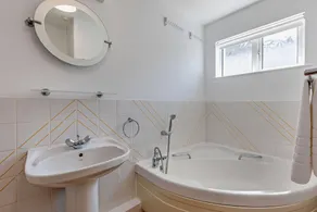 2 Bed in Putsborough oc-f27451 - Image 2