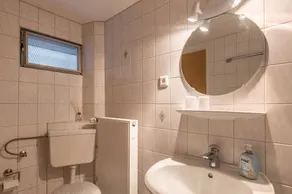 Charming Apartment “Grauer” close to Lake Constance with Wi-Fi, Terrace & Garden - Image 3